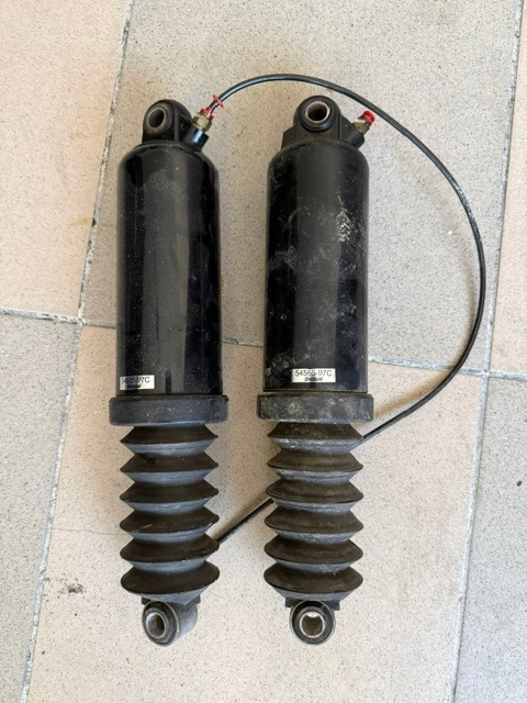 tlumič pompowany Harley Davidson Touring 54565-97C, Skladom v EÚ — foto 1