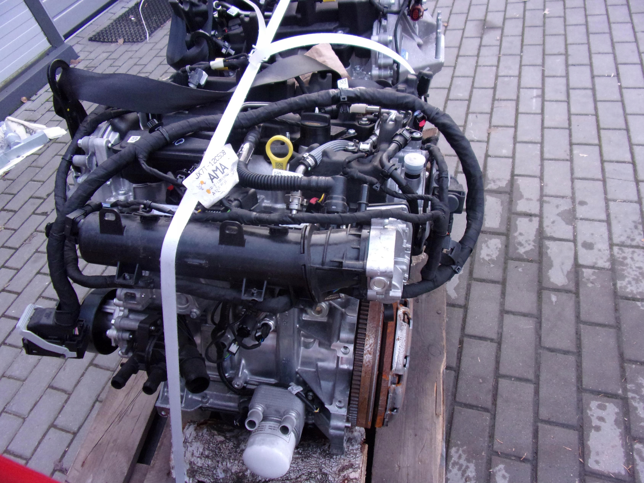 Ford Focus Mk4 1.5 Ecoboost motor originál komplet, Skladom v EÚ — foto 1