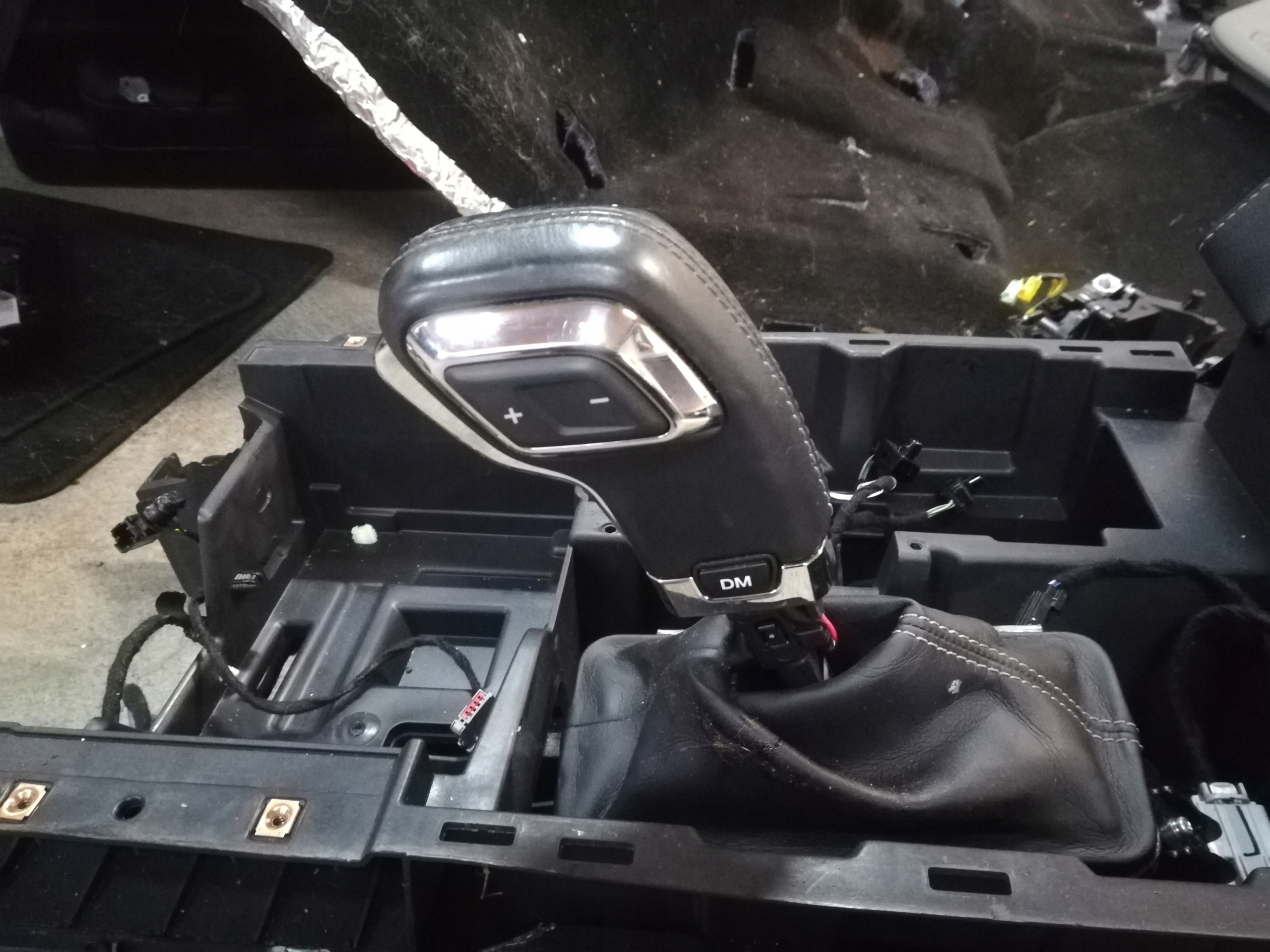 Mechanizm Dzwignia Lewarek Galka Ford F150 2015-18, Skladom v EÚ — foto 1 | AMECAR Mechanizm Dzwignia Lewarek Galka Ford F150 2015-18, Skladom v EÚ — foto 1