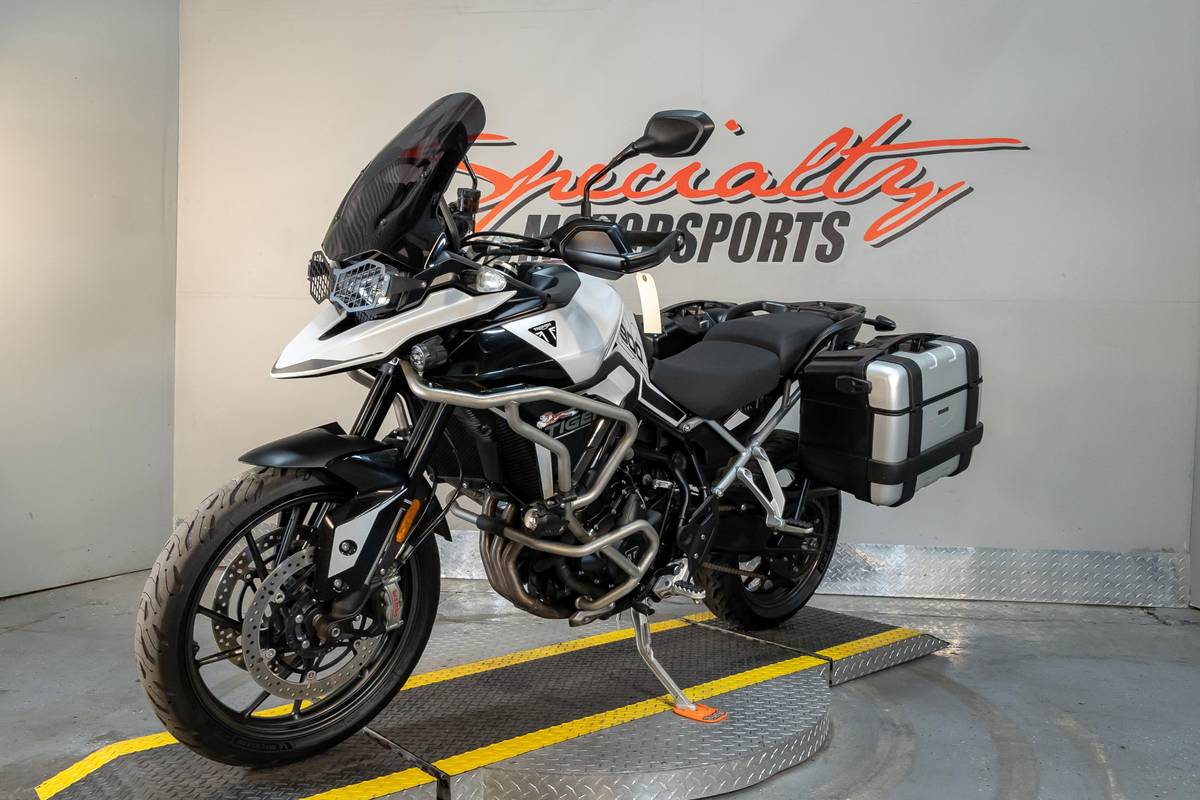 2024 Triumph, dovoz USA — foto 6 z 12