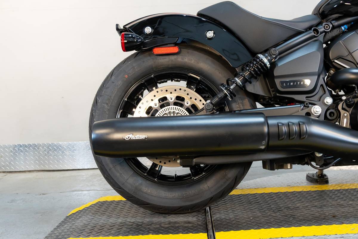 2025 Indian, dovoz USA — foto 2 z 12