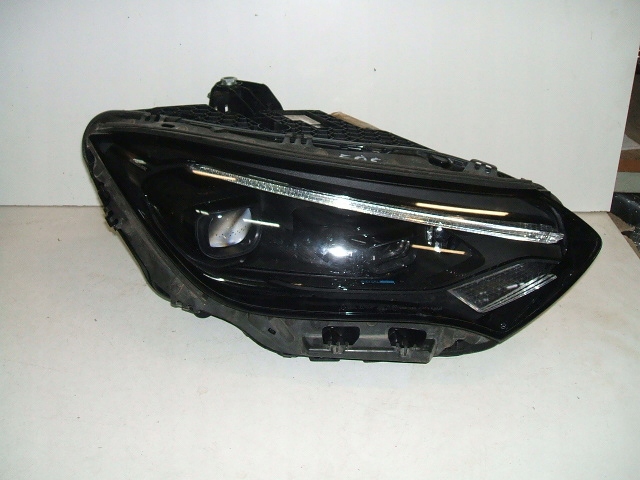 Mercedes Eqe pravý světlomet FULL LED Digital Light A2959062001, Skladom v EÚ — foto 1