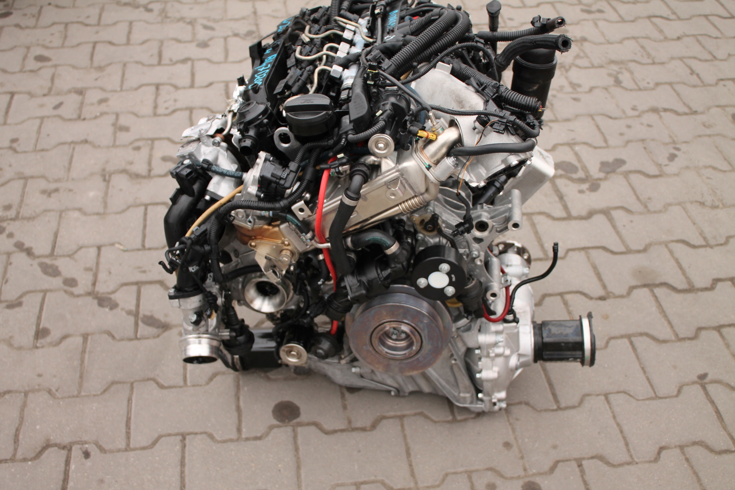 kompletní motor BMW 2,0 Biturbo B47d20b 8 Tyskm, Skladom v EÚ — foto 1 | AMECAR kompletní motor BMW 2,0 Biturbo B47d20b 8 Tyskm, Skladom v EÚ — foto 1