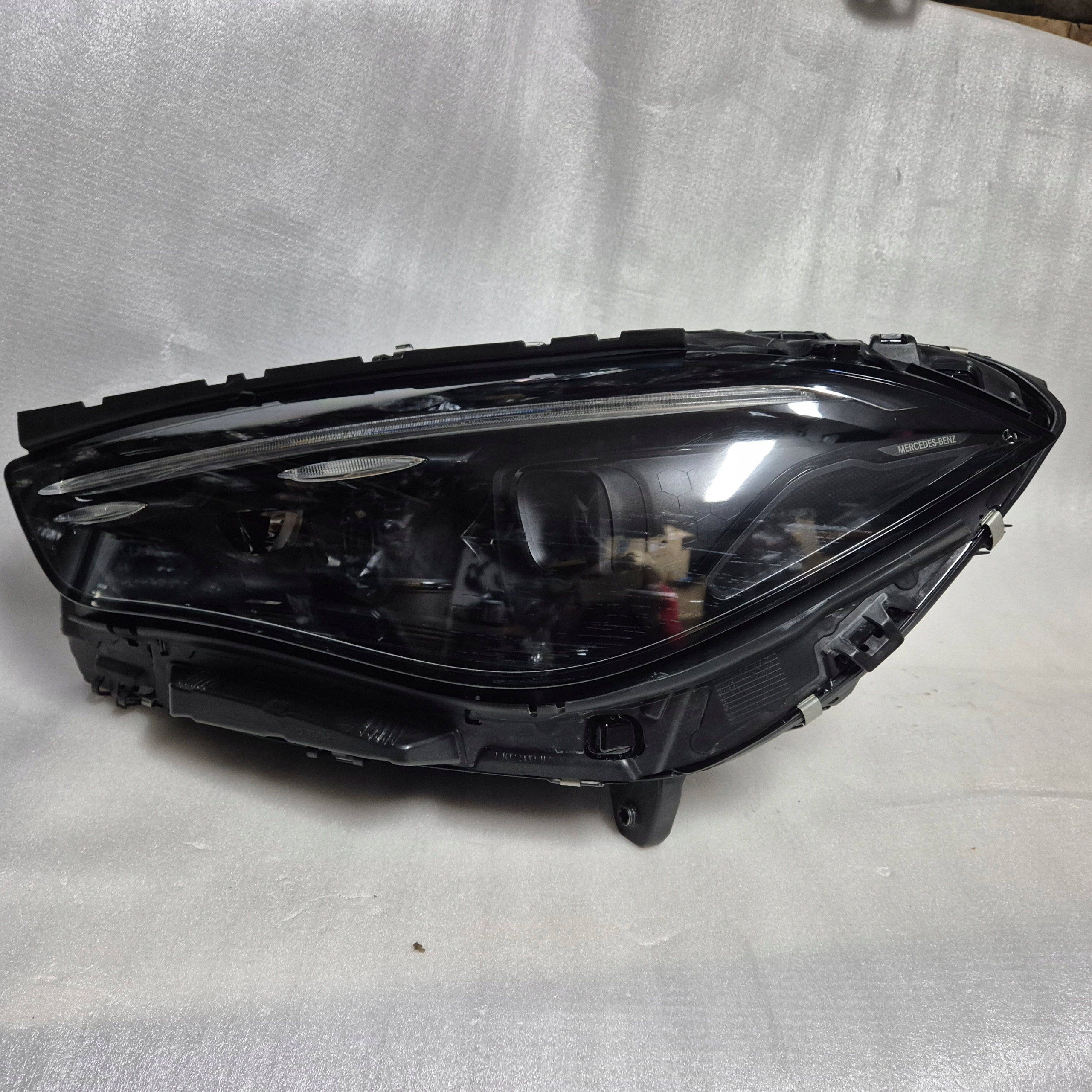 Mercedes CLE W236 světlomet levá full led HIGH Performance, Skladom v EÚ — foto 1