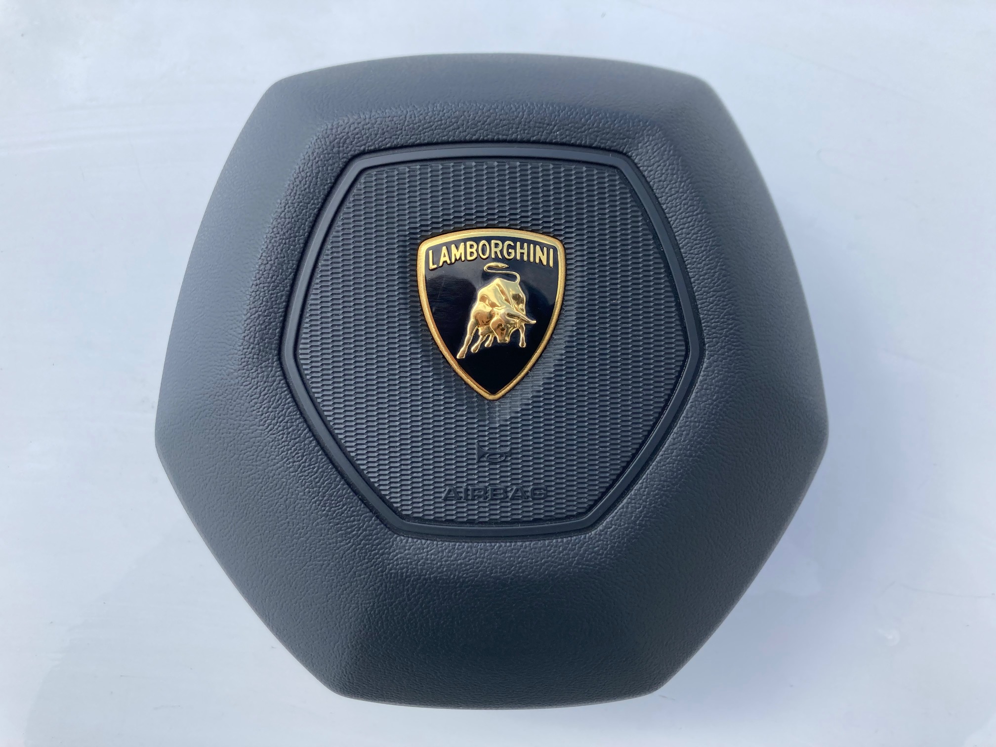 silentblok Kierowcy airbag Lamborghini Huracan, EU — foto 1 | AMECAR silentblok Kierowcy airbag Lamborghini Huracan, EU — foto 1