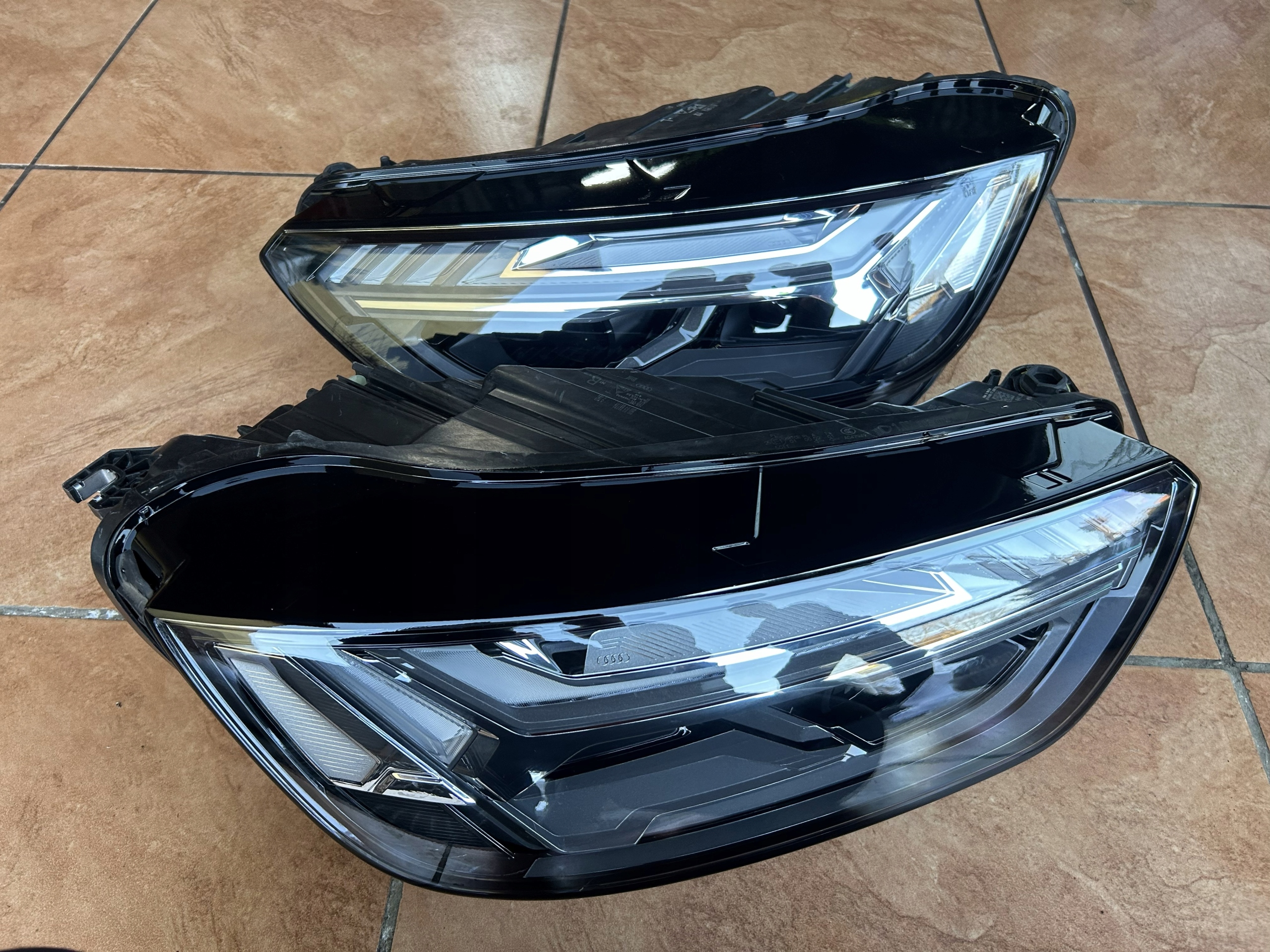 přední světlomet audi full led matrix - komplet levý i pravý, Skladom v EÚ — foto 1