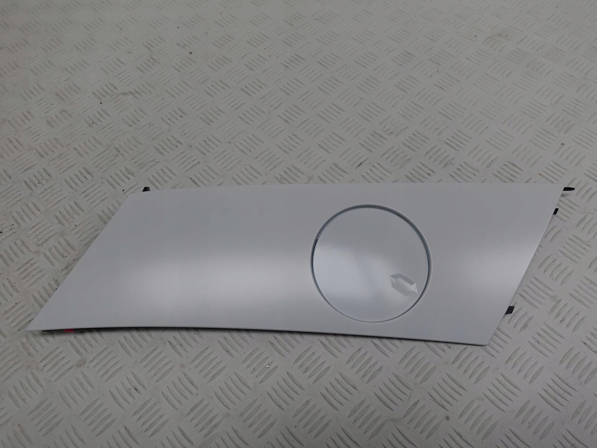 Lamborghini Huracan Panel kryt Wlew paliva pravá, Skladom v EÚ — foto 1