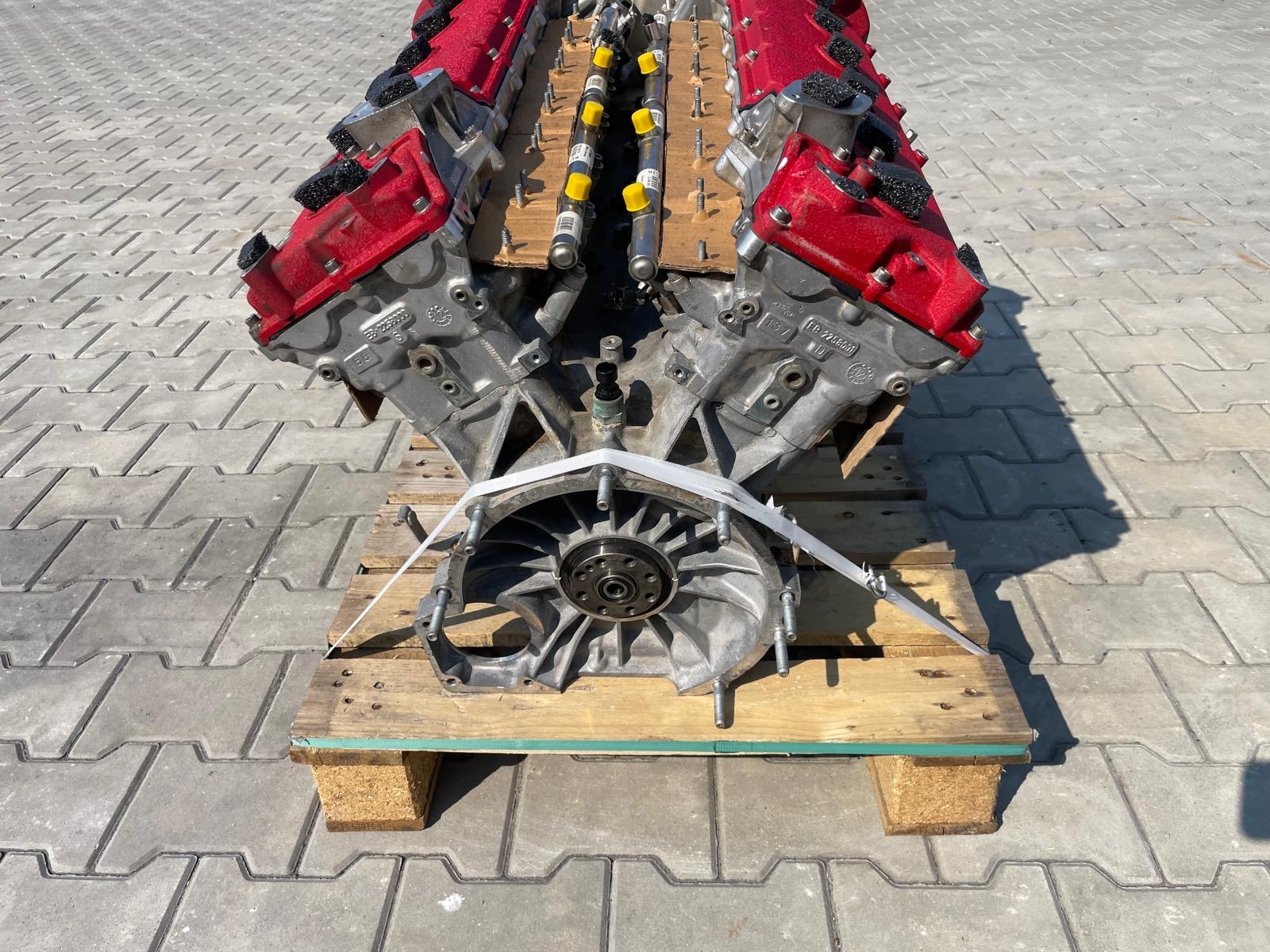 Ferrari FF F151 V12 motor 6.3L F140 659KM 485kW, Skladom v EÚ — foto 1