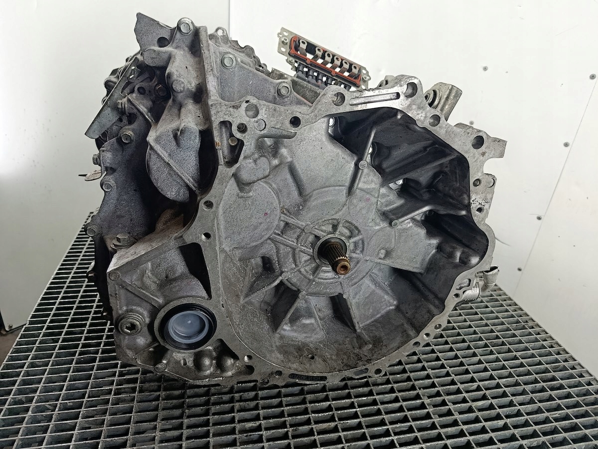 převodovka Automat Lexus Ux 250h ( 18-22 ) Tz215-xs002 2.5, Skladom v EÚ — foto 1
