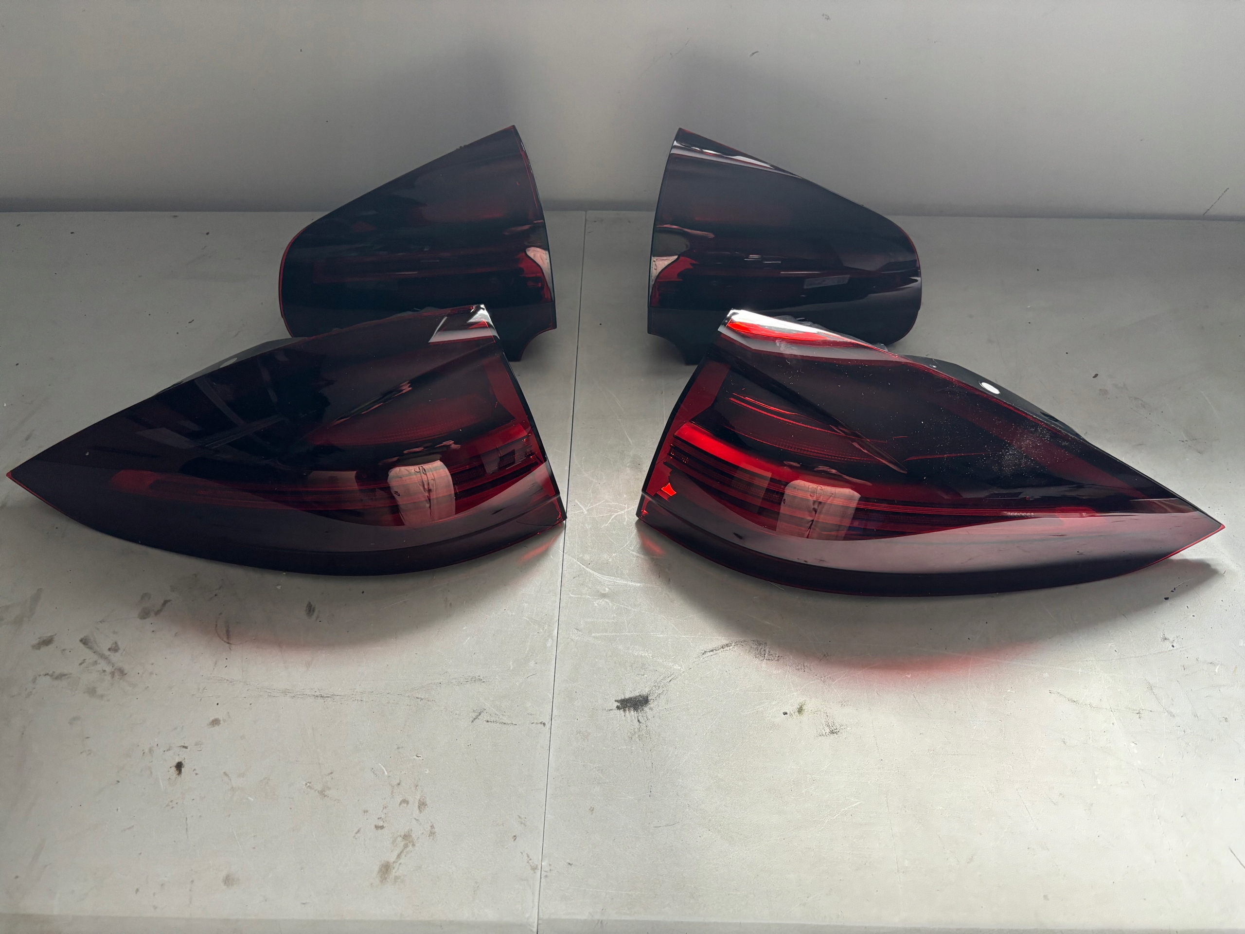 Porsche OE 95804490066 sada světel, Skladom v EÚ — foto 1