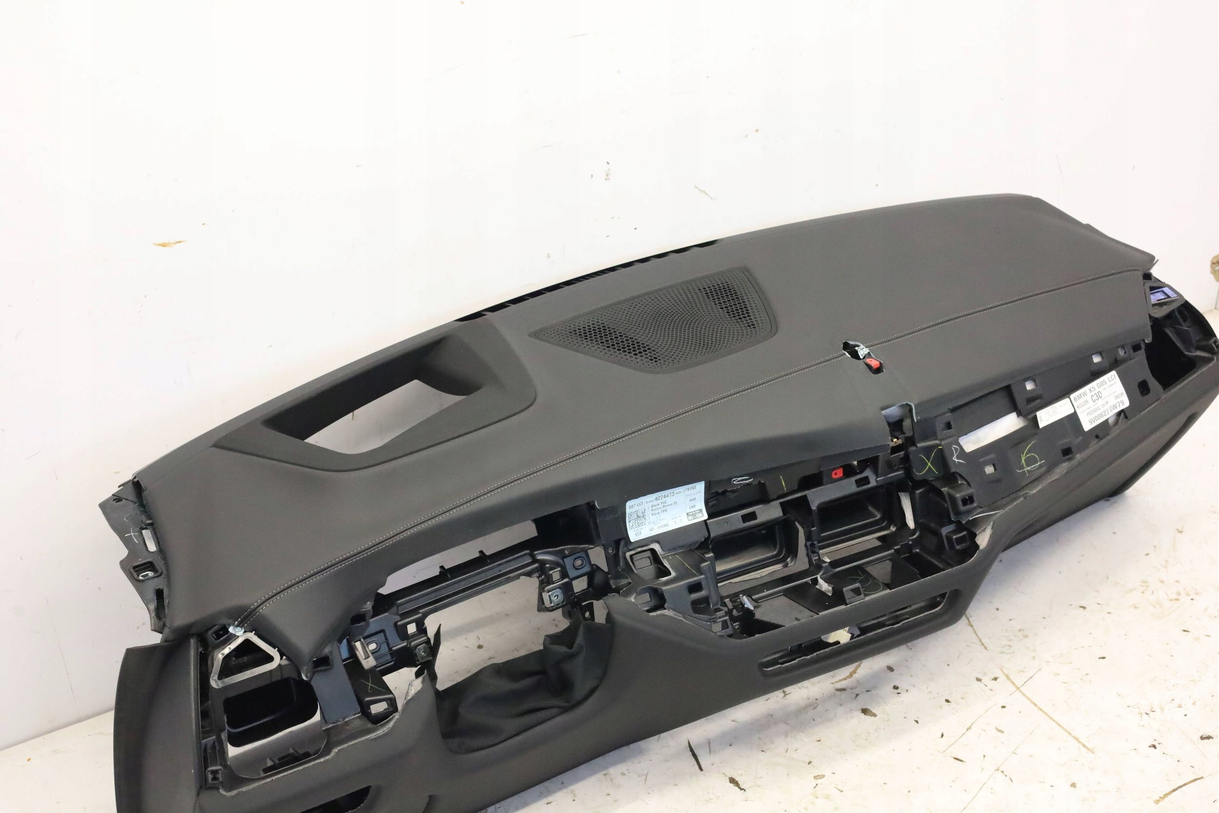 BMW G05 Lci G07 Lci originál Deska Rozdzielcza Konsola Sensatec Head Up, Skladom v EÚ — foto 2 z 4