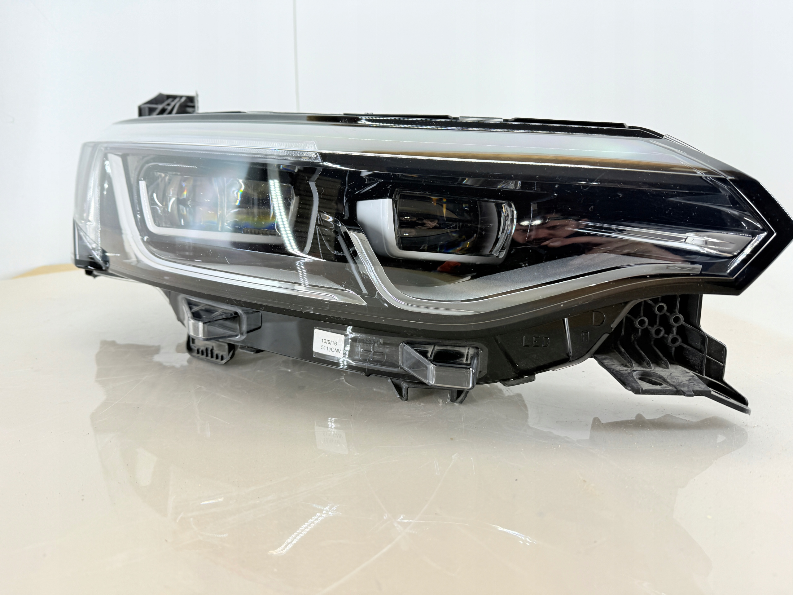 světlomet pravá Renault Talisman Full led PURE VISION, Skladom v EÚ — foto 1