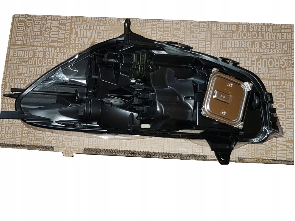 Renault Clio 4 Iv facelift světlomet přední pravá Pure Vision 260100274r nová Orygi, Skladom v EÚ — foto 4 z 8