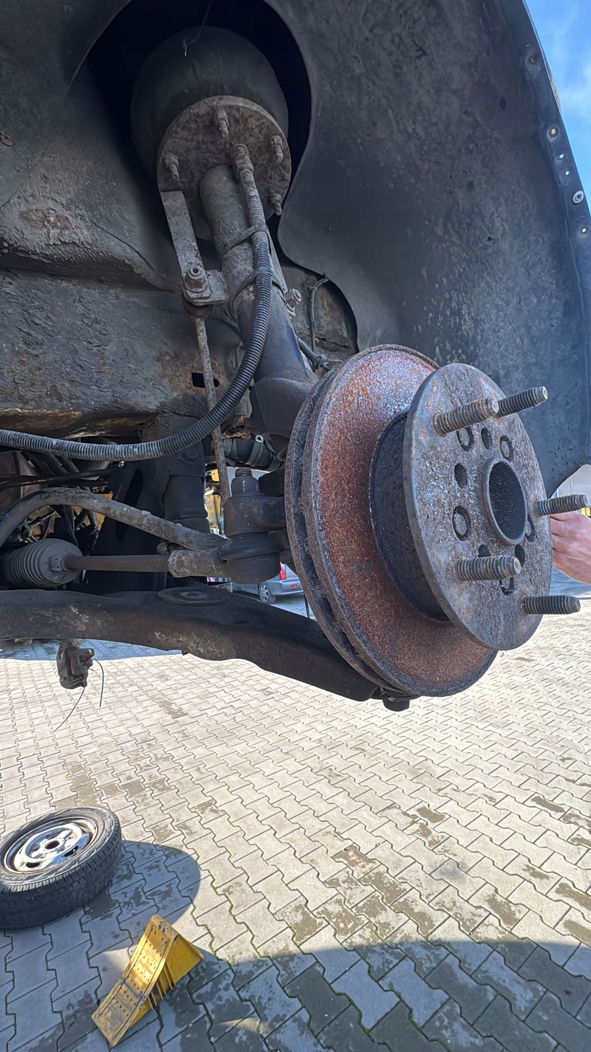 podvozek Pneumatyczne ford transit MK7 komplet přední I zadní, Skladom v EÚ — foto 1