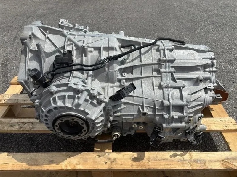 Porsche 911 992 Gts Hybrid Rwd Převodovka 8-převodovková Cdu00 0du300043d, Skladom v EÚ — foto 1