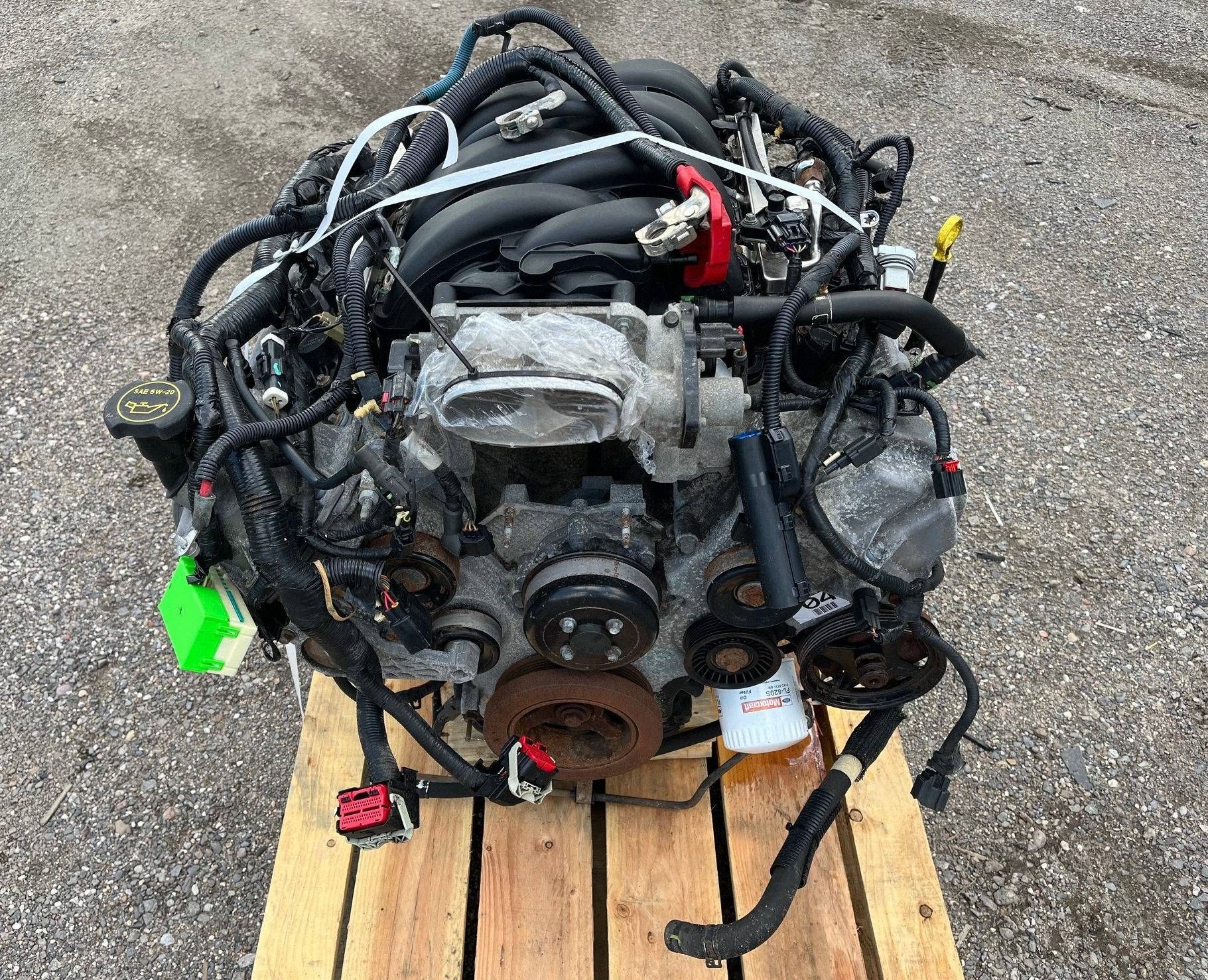 kompletní motor Ford Mustang V GT 4.6 v8 2005-2010, Skladom v EÚ — foto 1