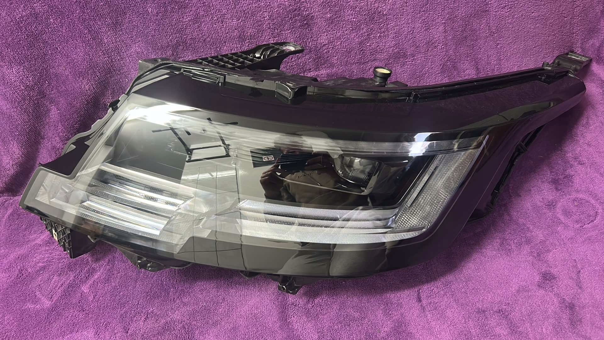 světlomet Range Rover Vogue L460 levá facelift Europa kompletní, Skladom v EÚ — foto 1 | AMECAR světlomet Range Rover Vogue L460 levá facelift Europa kompletní, Skladom v EÚ — foto 1