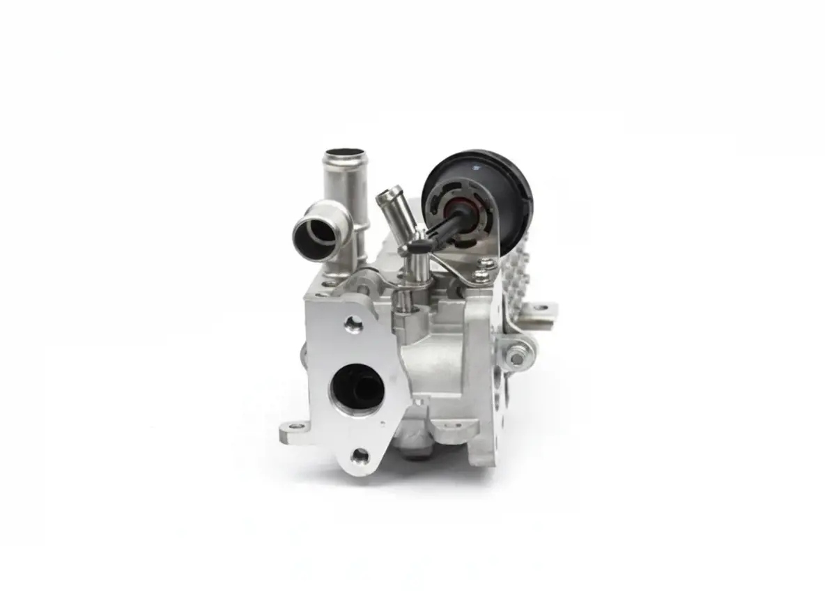 Hitachi 135995 chladič, soustava chlodzenia motoru, Skladom v EÚ — foto 1