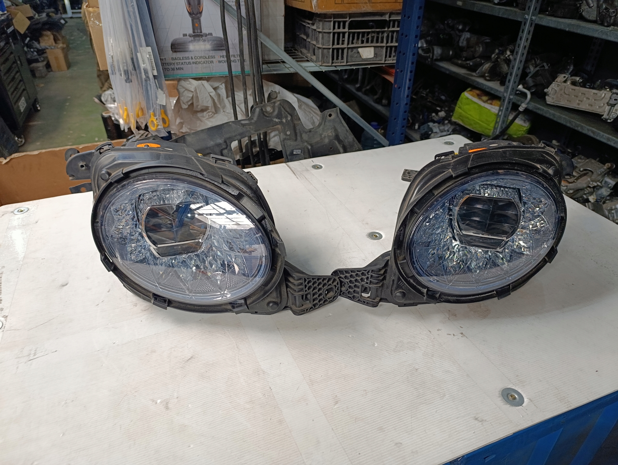 světlomet komplet levý i pravý Bentley Bentayga led Matrix, Skladom v EÚ — foto 1