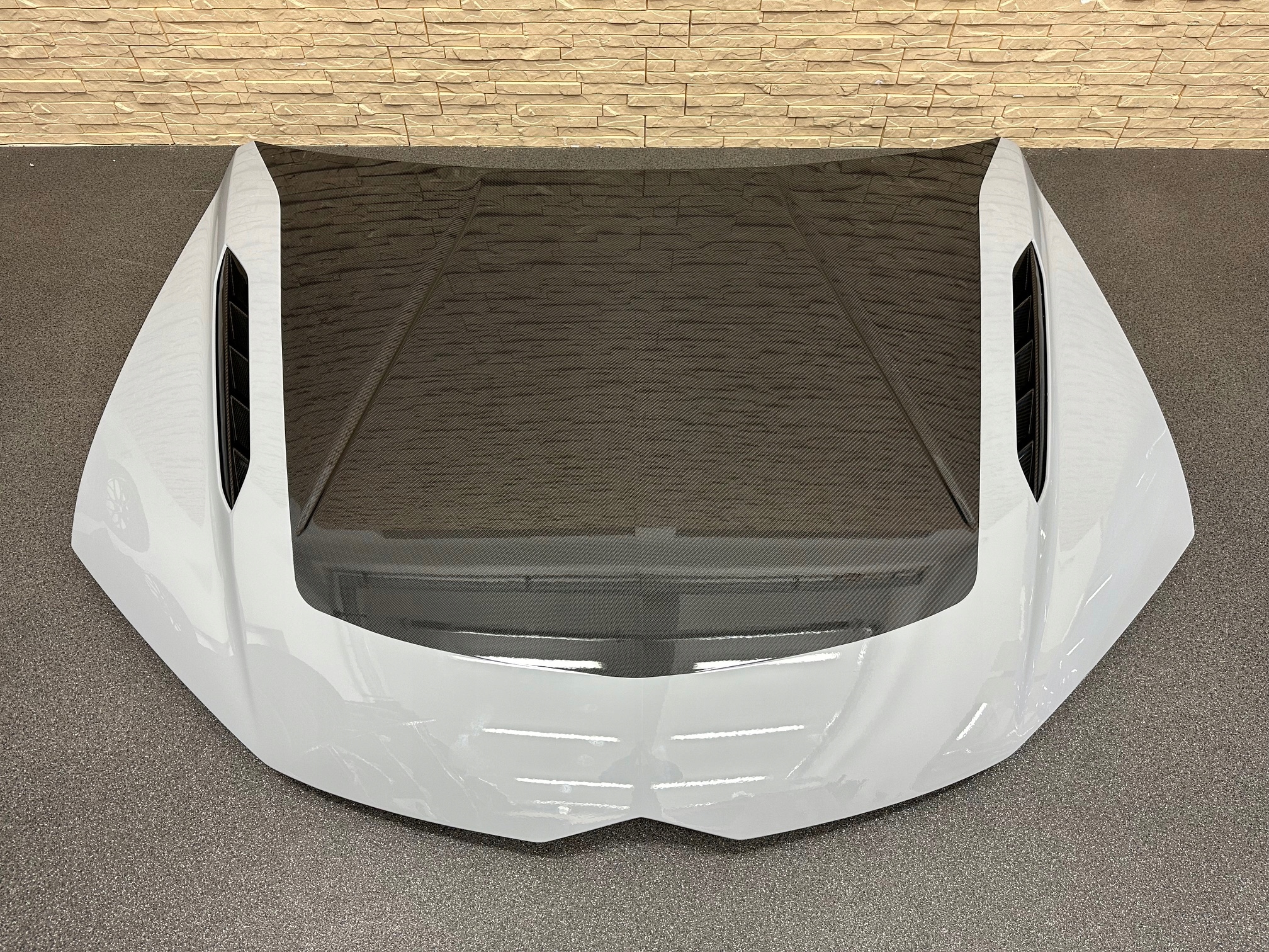 Lamborghini Urus Performante kapota Karbonowa Bonnet Carbon nový, Skladom v EÚ — foto 1