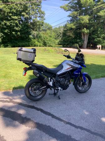2022 Triumph, dovoz USA — foto 1