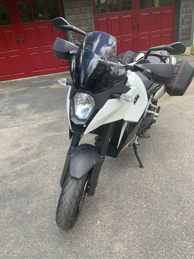 2011 KTM, dovoz USA — foto 3 z 12
