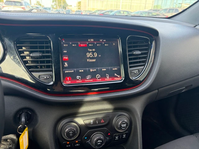 2015 Dodge Dart SXT / Bluetooth / Régulateur de vitesse, červená, 116 841 km, dovoz Kanada — foto 11 z 14