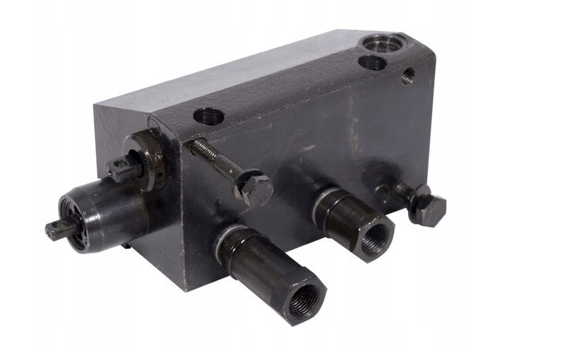 Hydraulický rozvaděč C-360 46481002 Hydrotor, Skladom v EÚ — foto 1