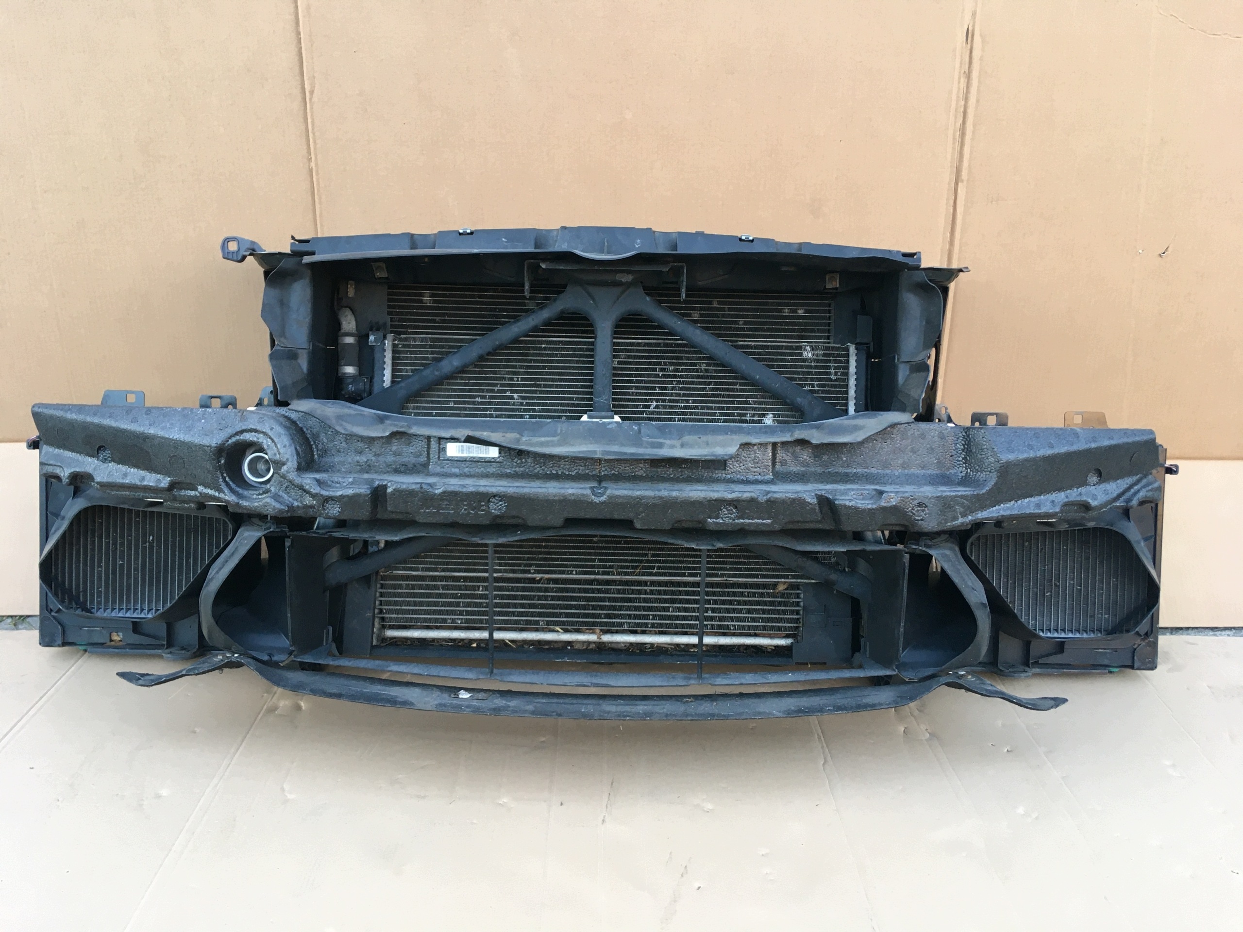 komplet předek: světlomety, nárazník, blatníky, kapota, nosník, ventilátor — BMW M2 F87 CS motor přední, Skladom v EÚ — foto 1