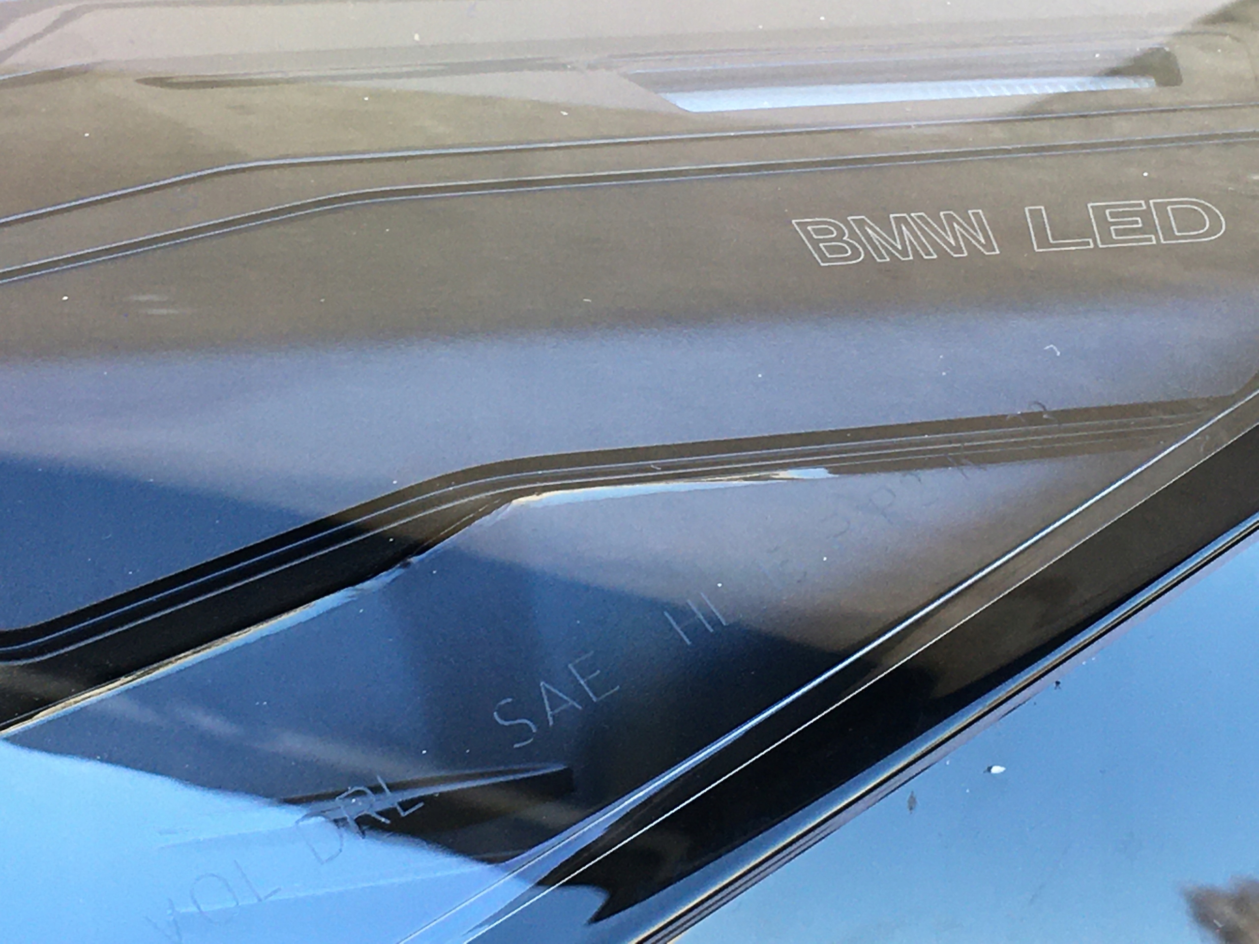 BMW 5 G60 nová světlomet Led Black přední blatník nárazník kapota - Amerika M5 G90, čierna, Skladom v EÚ — foto 6 z 7
