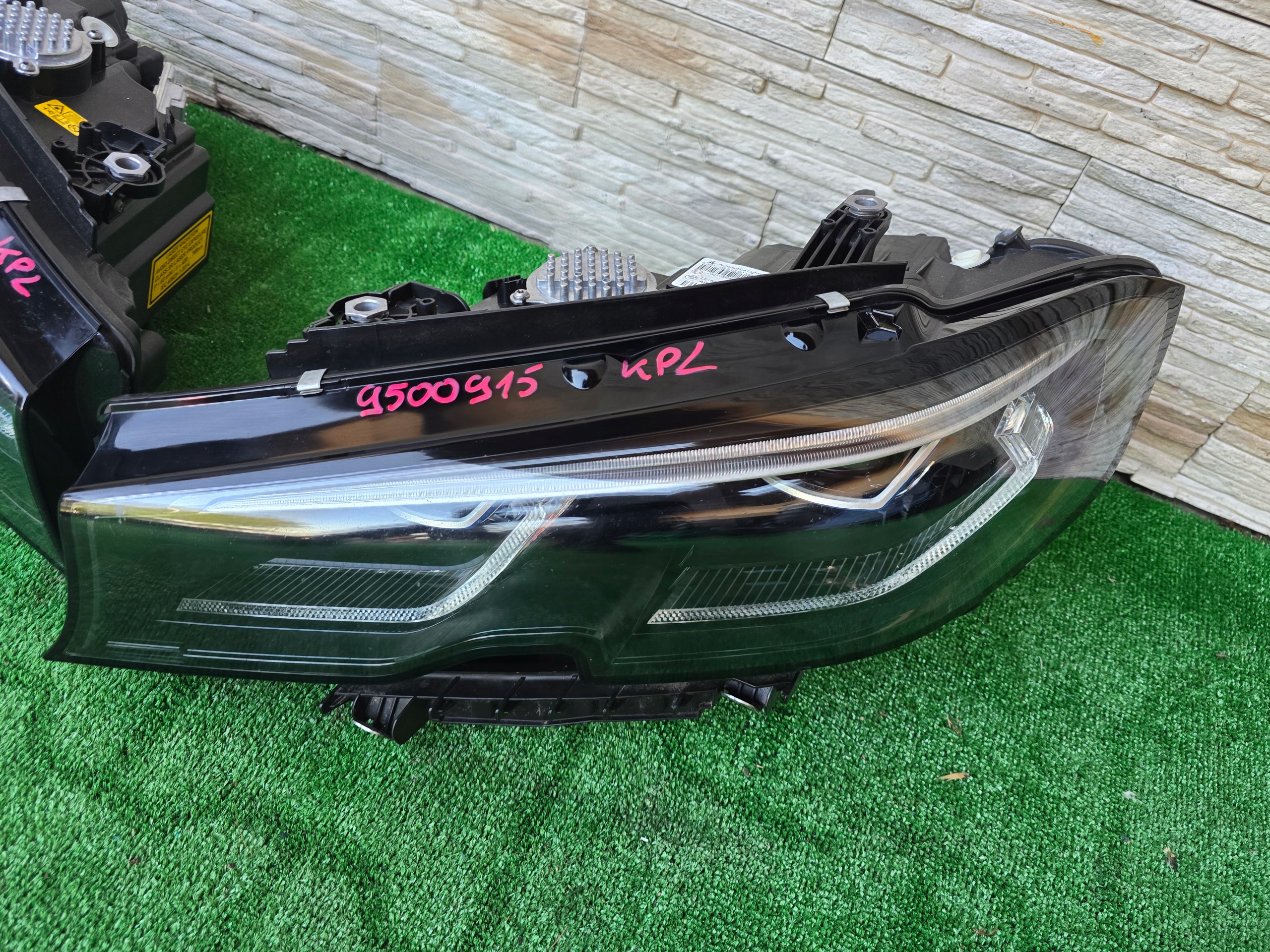 světlomet Laser BMW 3 G20 G21 Black 9500915 9500916, čierna, Skladom v EÚ — foto 4 z 6