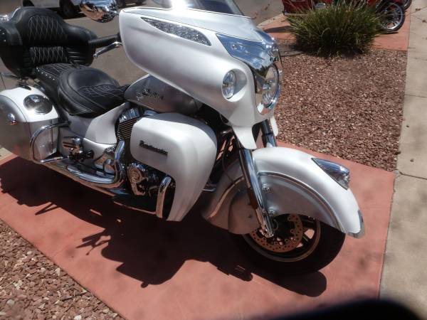 2018 Indian, dovoz USA — foto 8 z 11