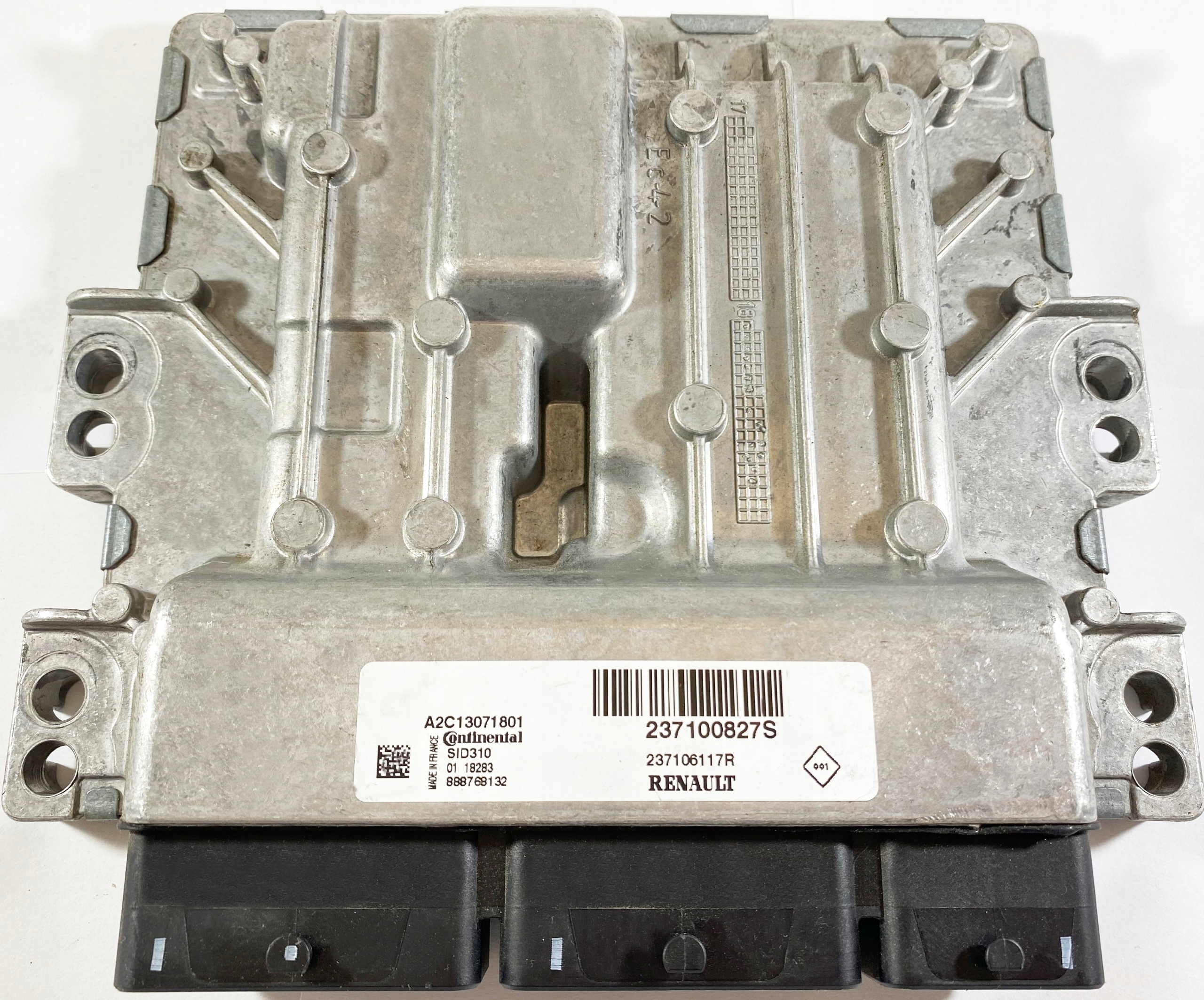 Ecu Master Iii 2.3 Sid310 237100827s A2c13071801, Skladom v EÚ — foto 1