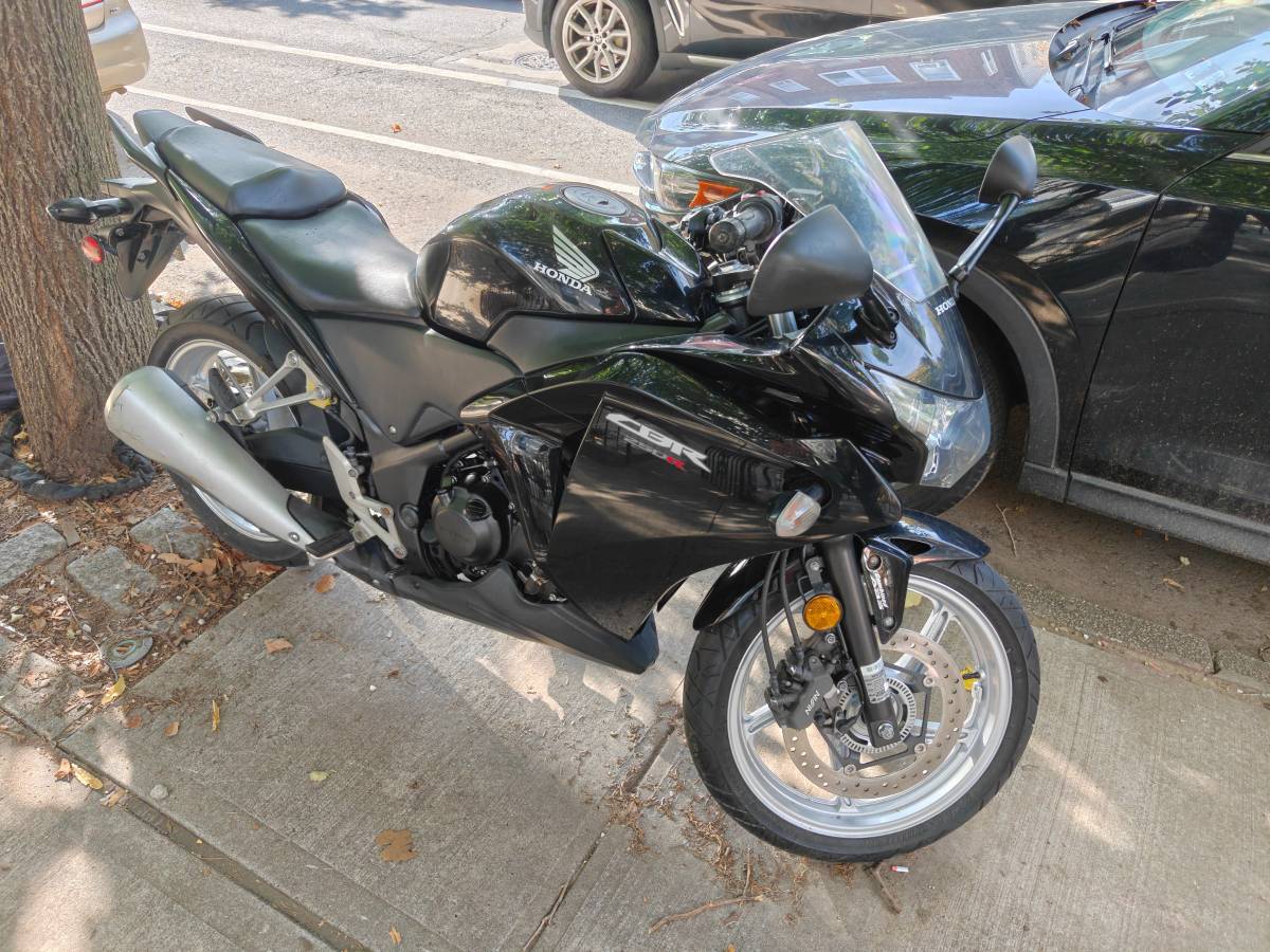 2012 Honda, dovoz USA — foto 1