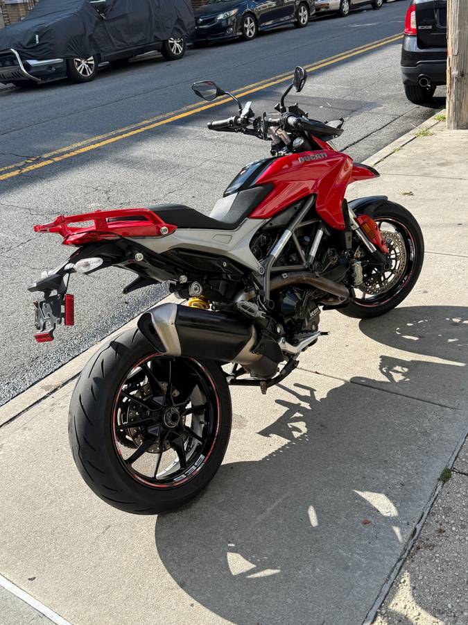 2016 Ducati, dovoz USA — foto 9 z 10