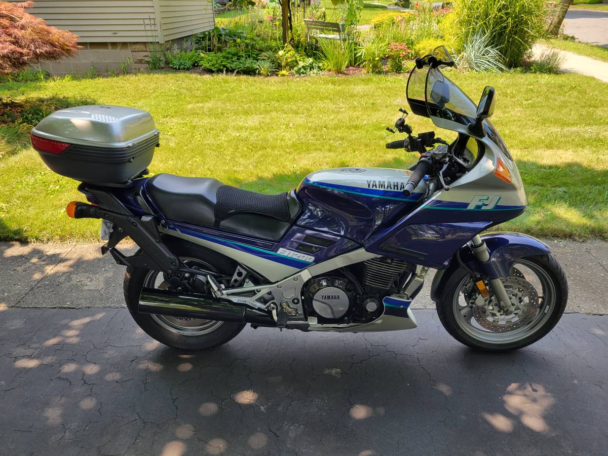 1992 Yamaha, dovoz USA — foto 3 z 9