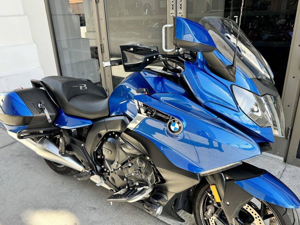 2020 BMW, modrá, dovoz USA — foto 3 z 12