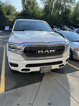 2019 Dodge, dovoz Kanada — foto 1