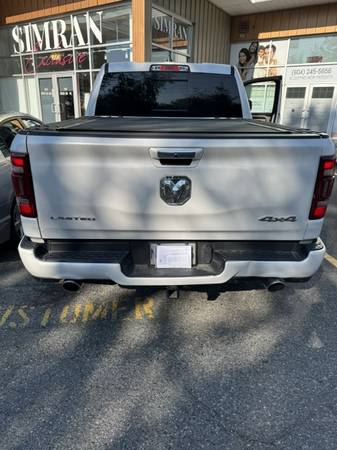 2019 Dodge, dovoz Kanada — foto 4 z 12
