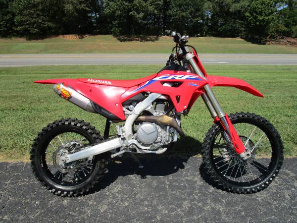 2022 Honda, dovoz USA — foto 1