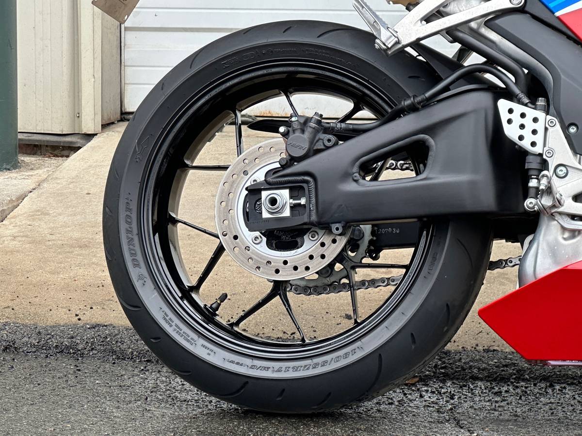 2024 Honda, dovoz USA — foto 2 z 12