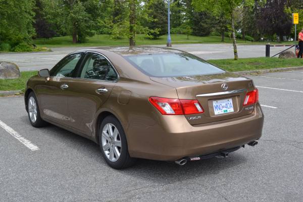 Lexus, dovoz Kanada — foto 3 z 12