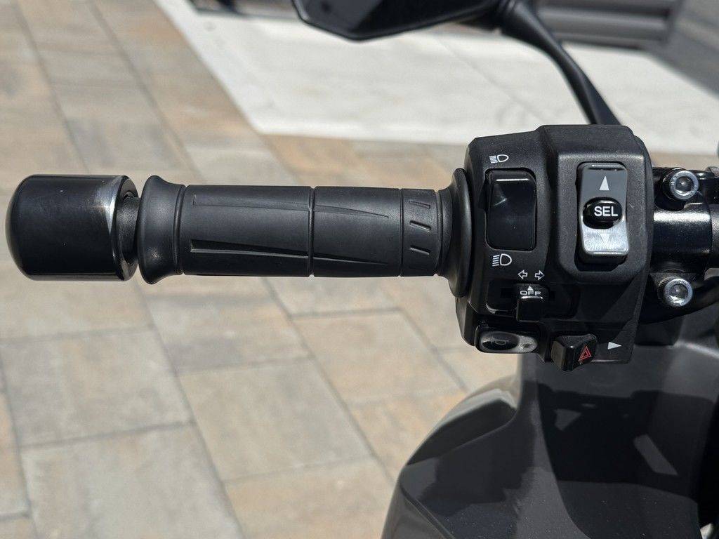 2017 Kawasaki, dovoz USA — foto 10 z 10
