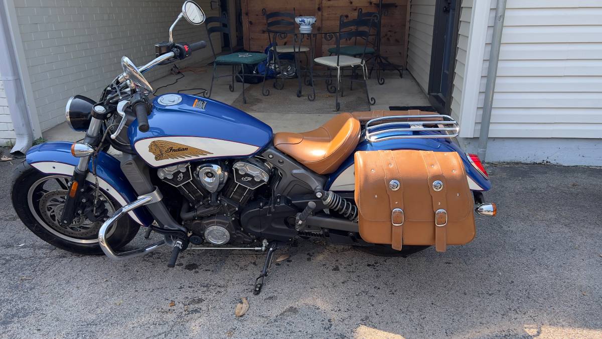 2018 Indian, dovoz USA — foto 2 z 12