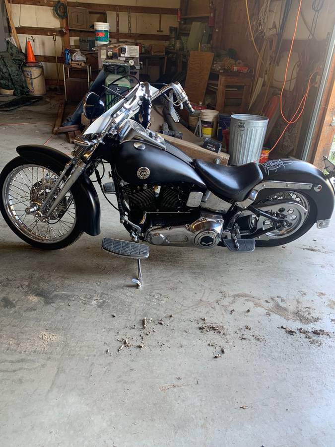 1993 Harley-Davidson, dovoz USA — foto 2 z 10