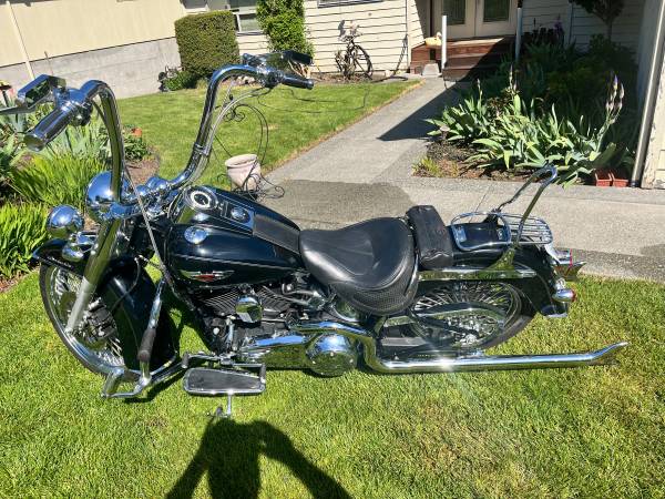 2013 Harley-Davidson, dovoz USA — foto 1