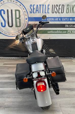 2003 Harley-Davidson, dovoz USA — foto 11 z 12