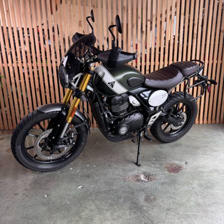 Triumph, dovoz USA — foto 10 z 12