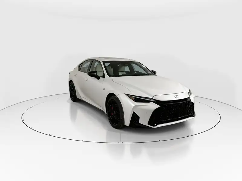 2026 Lexus IS 350, biela, 19 km, dovoz Kanada — foto 1