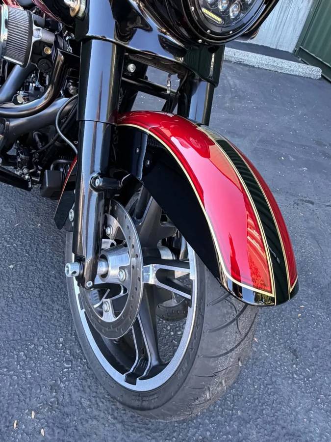 2014 Harley-Davidson, dovoz USA — foto 12 z 12